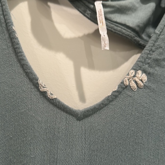 Free People Embroidered Long Sleeve green & cream Dress - Picture 2 of 4